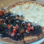 Makigama Pizza & Gallery Kamin - 