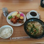 マンマハウス - 料理写真:から揚げ うどんセット