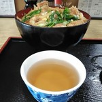 福栄食堂 - 湯のみとの比較