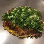 Okonomiyaki Kiji Marunouchi Ten - スジ焼き