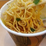 ファミリーマート - 麺はどことなく味気ない・・・