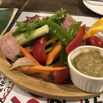 Hokkaido Italian Izakaya Ezobarubanban Oodoriten - バーニャカウダ