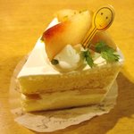 HAPPY SUGAR - もものショートケーキ（380yen）