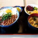 Kurodaya Kasuga Ten - ステーキ丼￥800