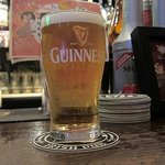 THE AVERY'S IRISH PUB - ヱビスをハーフパイントで