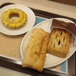 mister Donut Inage Shop - リースファッション イエロースノー、ホット・セイボリーパイ フランクフルト、イギリス風カレー(2018/12/11撮影)