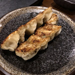 Hitokuchi Gyoza Bistro - 一口餃子