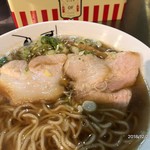 津軽煮干中華蕎麦 サムライブギー - 柔らかくて、ジュウシ〜なチャ一シュ一で、美味しいですよ。