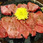 トチュ苑 - 赤身肉にも自信あります！