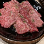 Premium Wagyu no Mise Mikura no Mori - 極上ミックス(極上カルビ・極上ロース)1,850円