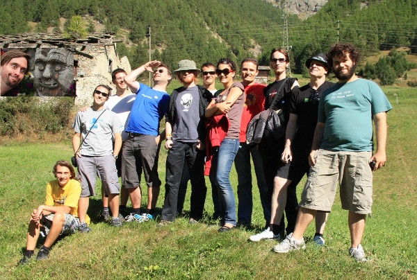 Photo de groupe du premier « RM » 