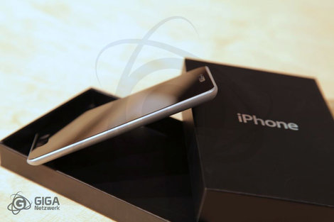 iphone5_mockup_0.jpg