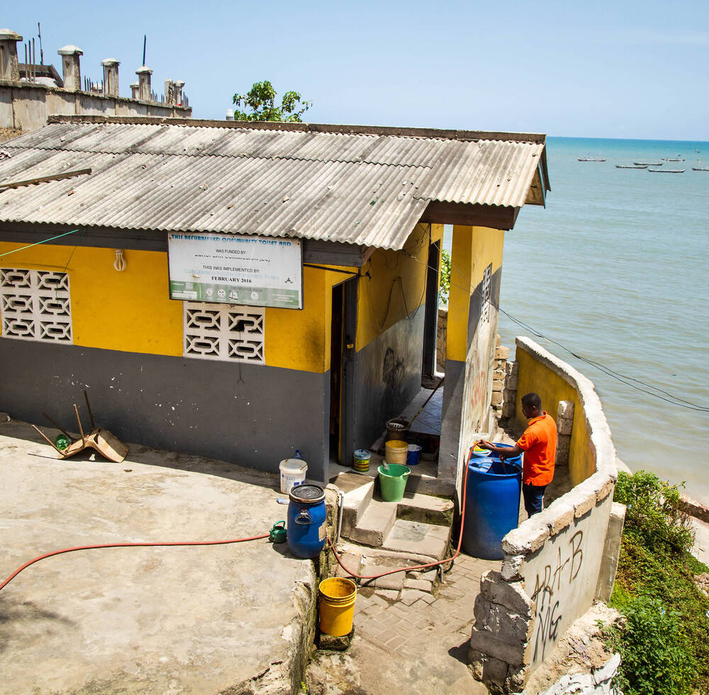 Affordable and clean sanitation facilities in Ussher Town, Accra, Ghana