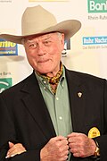 Larry Hagman dans le rôle de John Ross « J. R. » Ewing