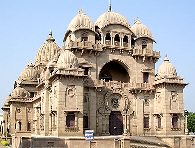 Belur Math di Kolkata, Benggala Barat, India. Kuil ini didirikan oleh Swami Vivekananda dari Misi Ramakrishna.