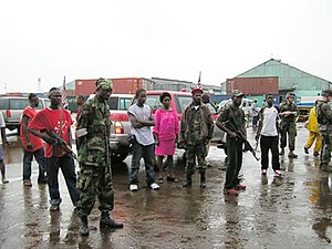 Miliciens à Monrovia pendant la deuxième guerre civile libérienne, 2004