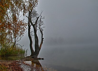 Nazymska atmosfera pśi jazoru