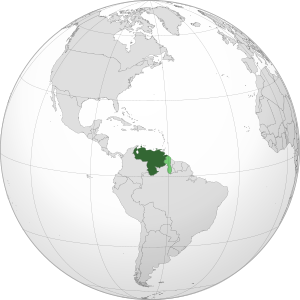 Венесуэла на карте мира. Светло-зелёным отмечена территория Гайаны, на которую претендует Венесуэла.