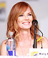 Marg Helgenberger interpreta Lillian Strand