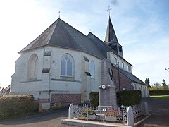 L'église et le monument aux morts