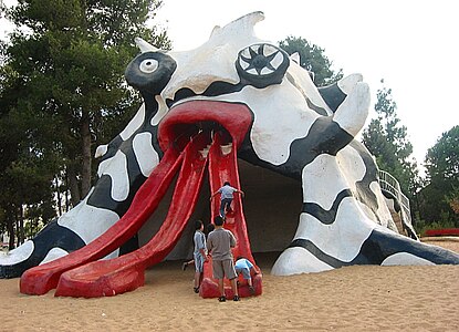 Niki de Saint Phalle, El Golem, Kiryat Hayovel, Jerusalén, 1971-1972.