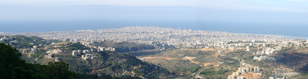 Beirut, vidita de la Monti Libano.
