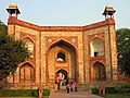 Torbau des Humayun-Mausoleums, Delhi (um 1570)