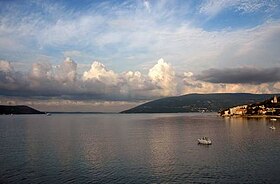 Panorama Meljina sa mora