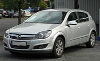 Opel Astra 5-door (front, post-facelift)