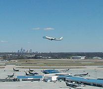 Air Force One vor Charlotte Skyline