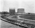 De Zuidergasfabriek in augustus 1957