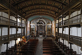 L'église et ses galeries.