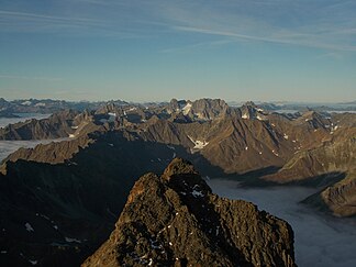 Blick vom Hohen Riffler nach Südwesten über das Verwall bis zum 232 km entferntem Weisshorn