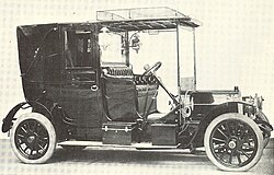 Landaulette-korilla varustettu Fiat Brevetti Cabriolet-Royal vuodelta 1906.