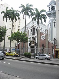 Basílica Nossa Senhora de Lourdes, no Blv. 28 de Setembro.