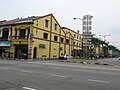 Persimpangan Jalan Mahkota dan Jalan Bukit Ubi.