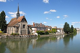 Sens a orillas del Yonne.