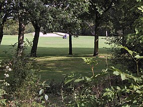 Pohled na golfové hřiště v Bebingtonu, kde se někde v těchto místech odehrála bitva.