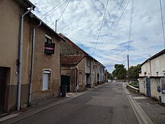 Échenoz-la-Méline - grande rue 03.jpg