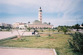 Jardim e mesquita em Dakhla