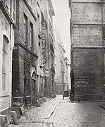 La rue des Marmousets, calleja sombría y medieval de la Ile de la Cité, en los años 1850, cerca del Hôtel-Dieu