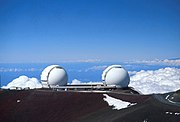 Mauna Kea na Ilha Havai é a mais alta montanha da Terra entre a base e o topo.