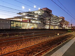 Parking aérien de la gare, côté quartier Belcier.