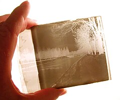 Glasplåt med negativbild