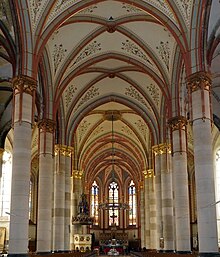 Interno della chiesa di Santa Elisabetta dove sono stati girati gli interni