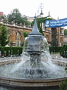 La fontana all'ingresso dell'area del Castello