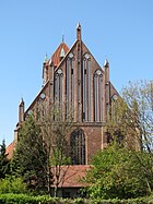 La chiesa di Santa Maria a Greifswald, laterizio rosso con nicchie intonacate