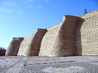 Arg-i Bukhara Citadel van Buchara vergelijkbaar met de Arg-é Bam of Arg-i Rayen in Kerman
