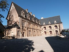 Le château de Bournazel (milieu XVIe siècle).