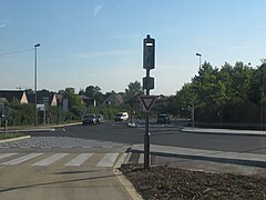 Fin de la section en site propre à proximité de la station Pointe Ringale à Saint-Germain-lès-Corbeil, en juillet 2011.